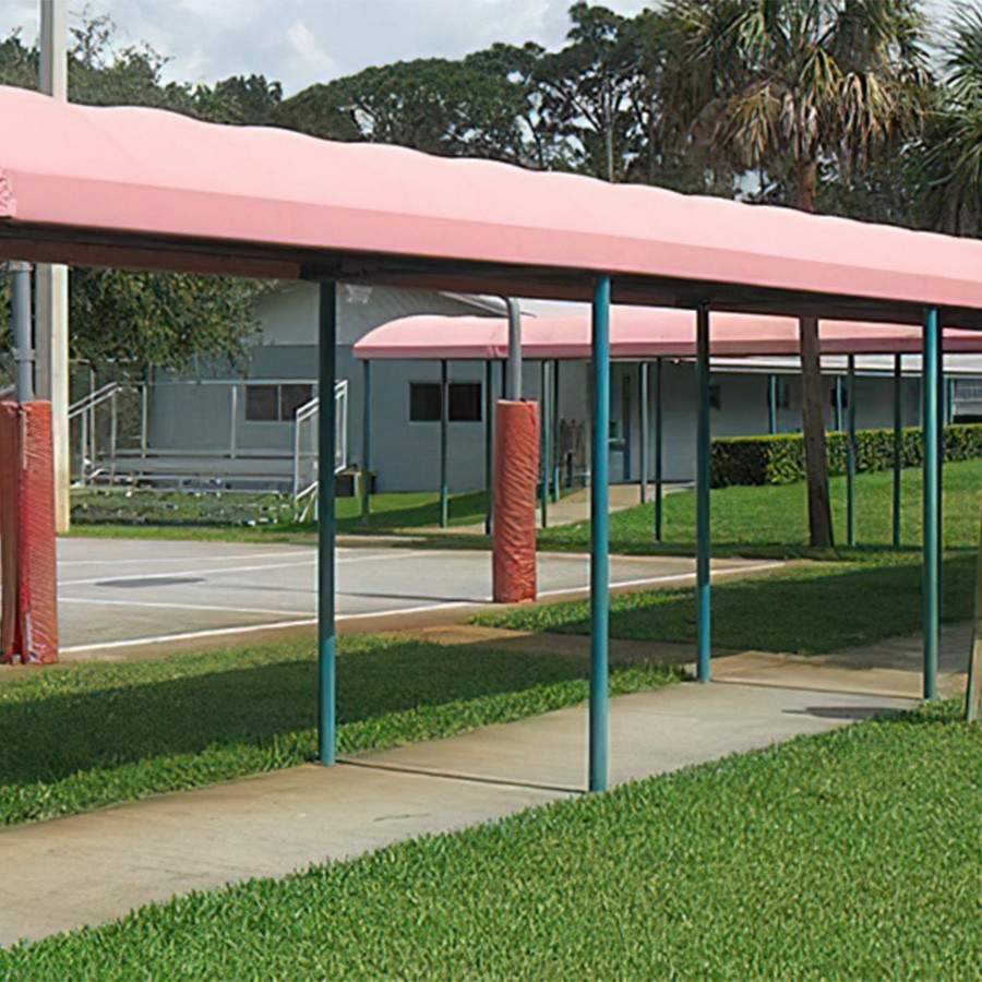 [caption: Leisure</br />Square] Leisure Square