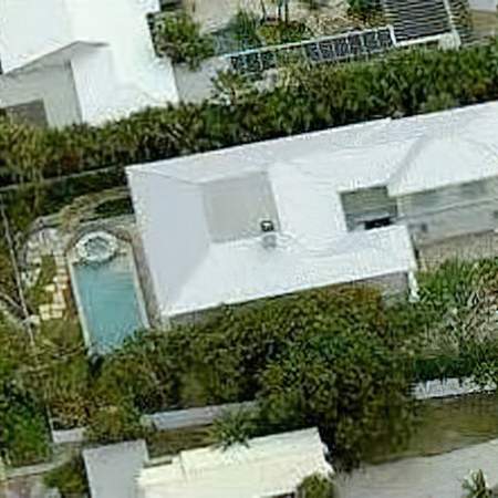 [caption: Hixon</br />Residence] Hixon Residence